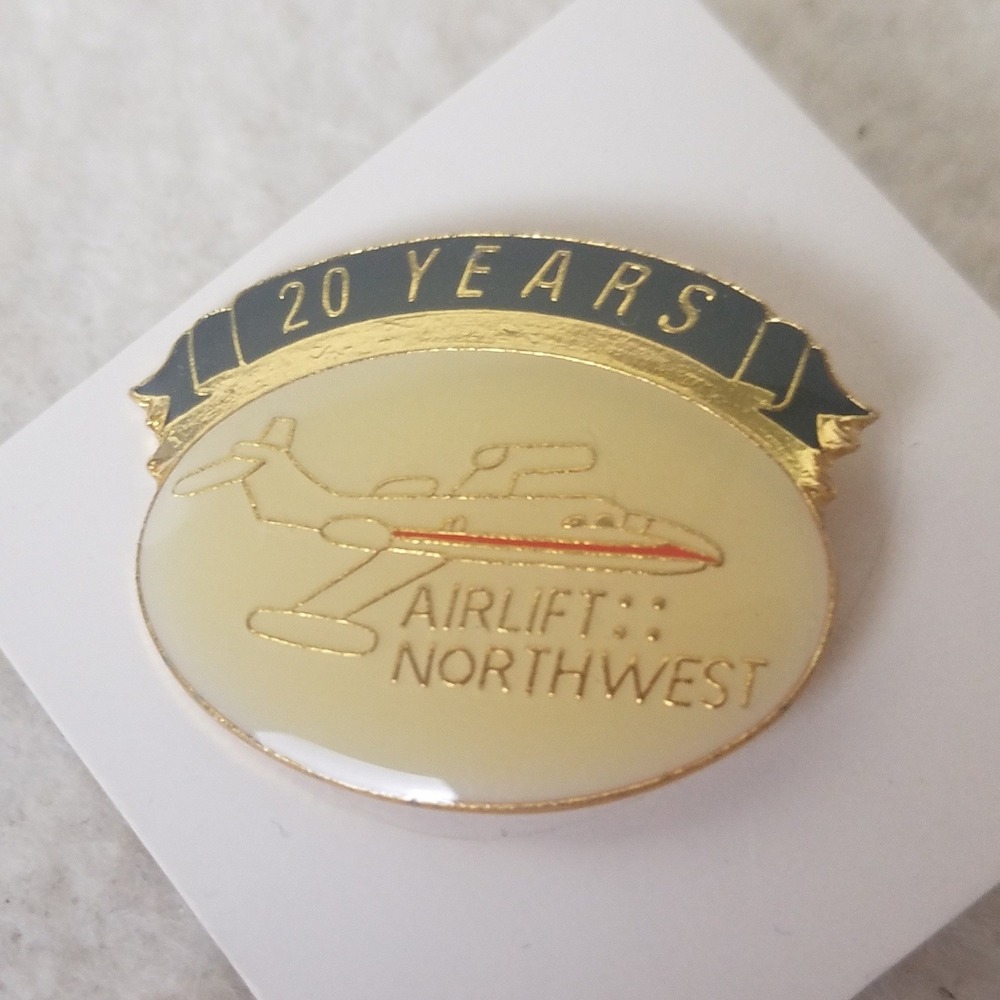Airlift Northwest 20 Years Aviation‎ Jet Airplane Enamel Lapel Pin vintage